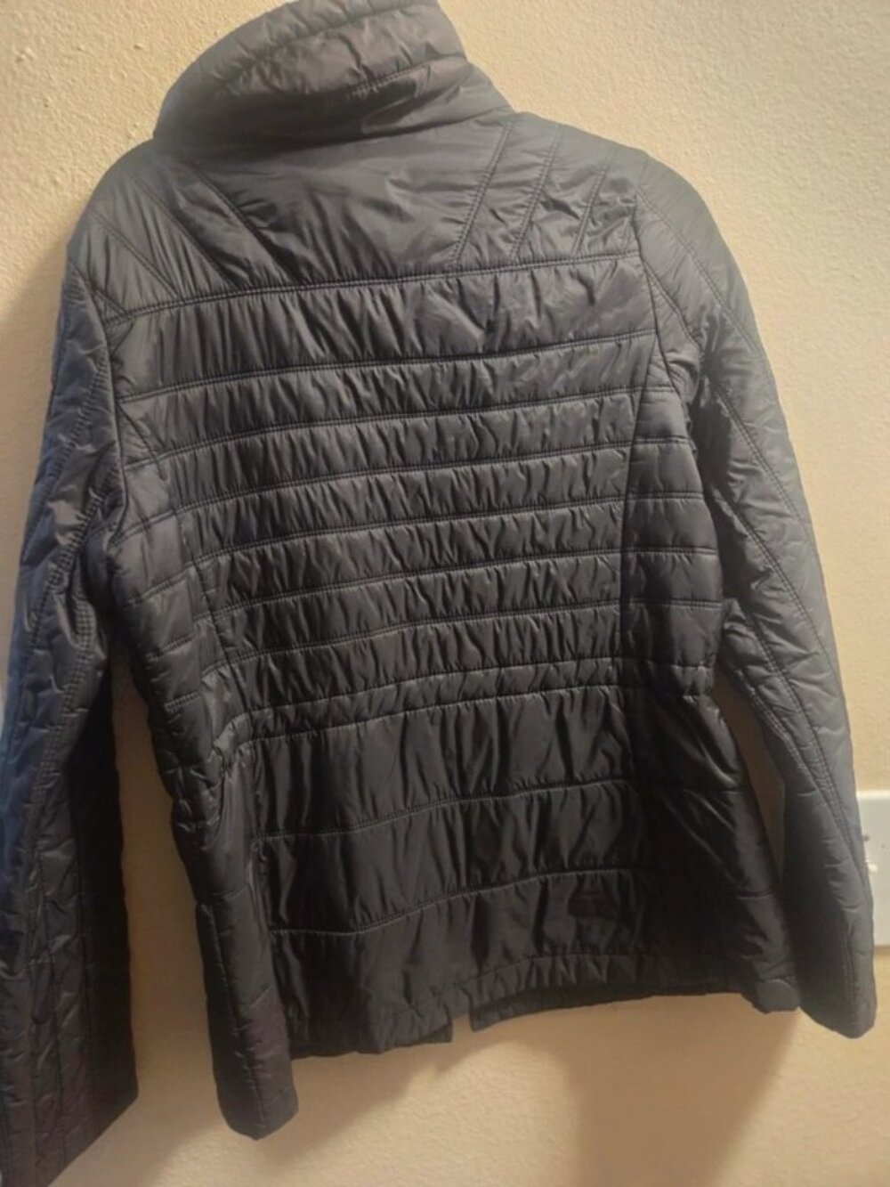 GUESS Women's Jacket - Picture 3 of 4